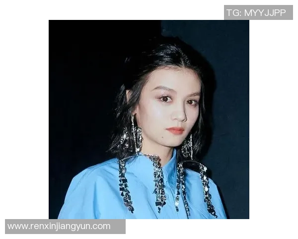 足球明星逆袭新形象揭秘种植头发全过程视频分享